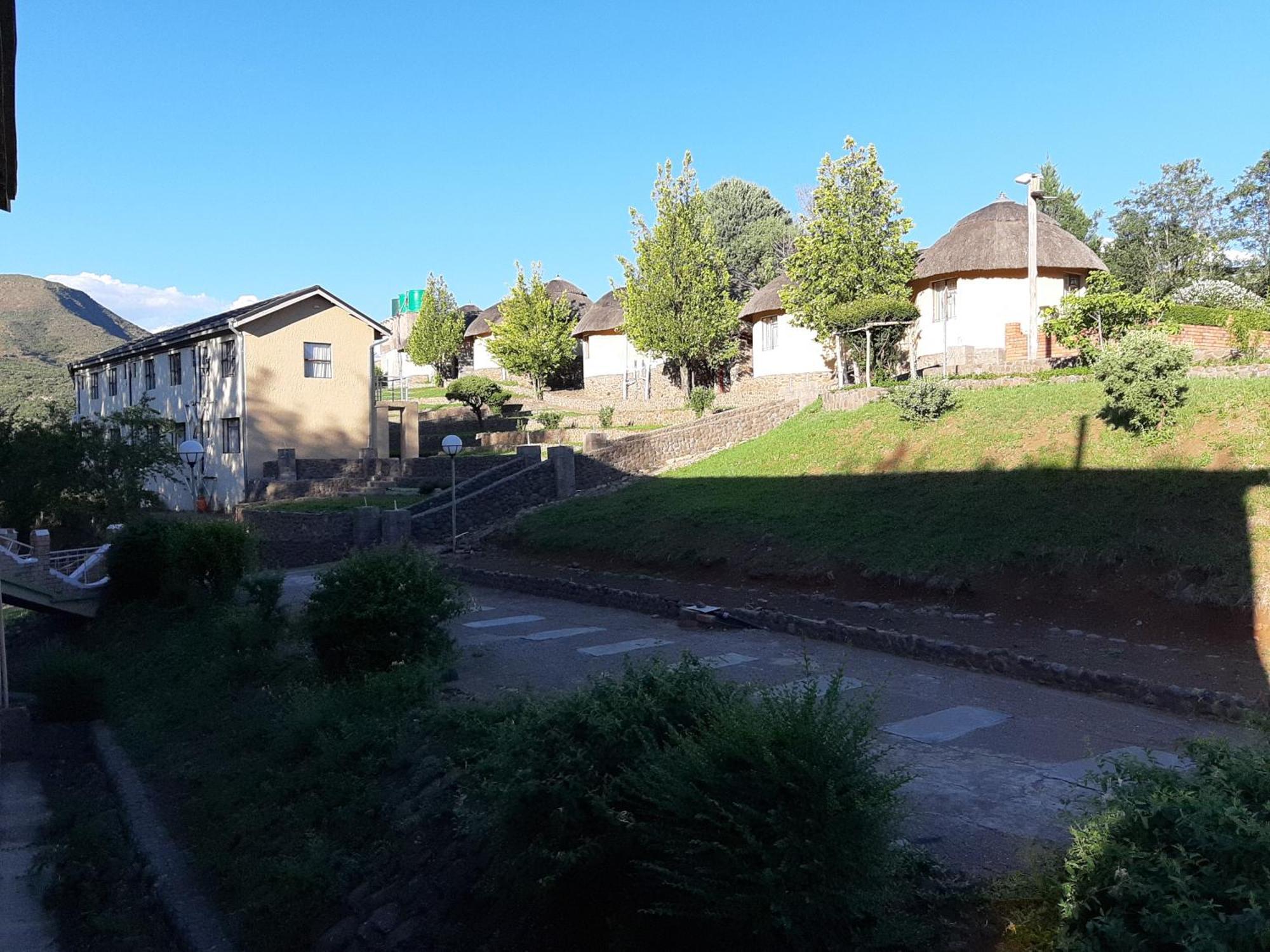 Maluti Stay Lodge Ramabanta ภายนอก รูปภาพ