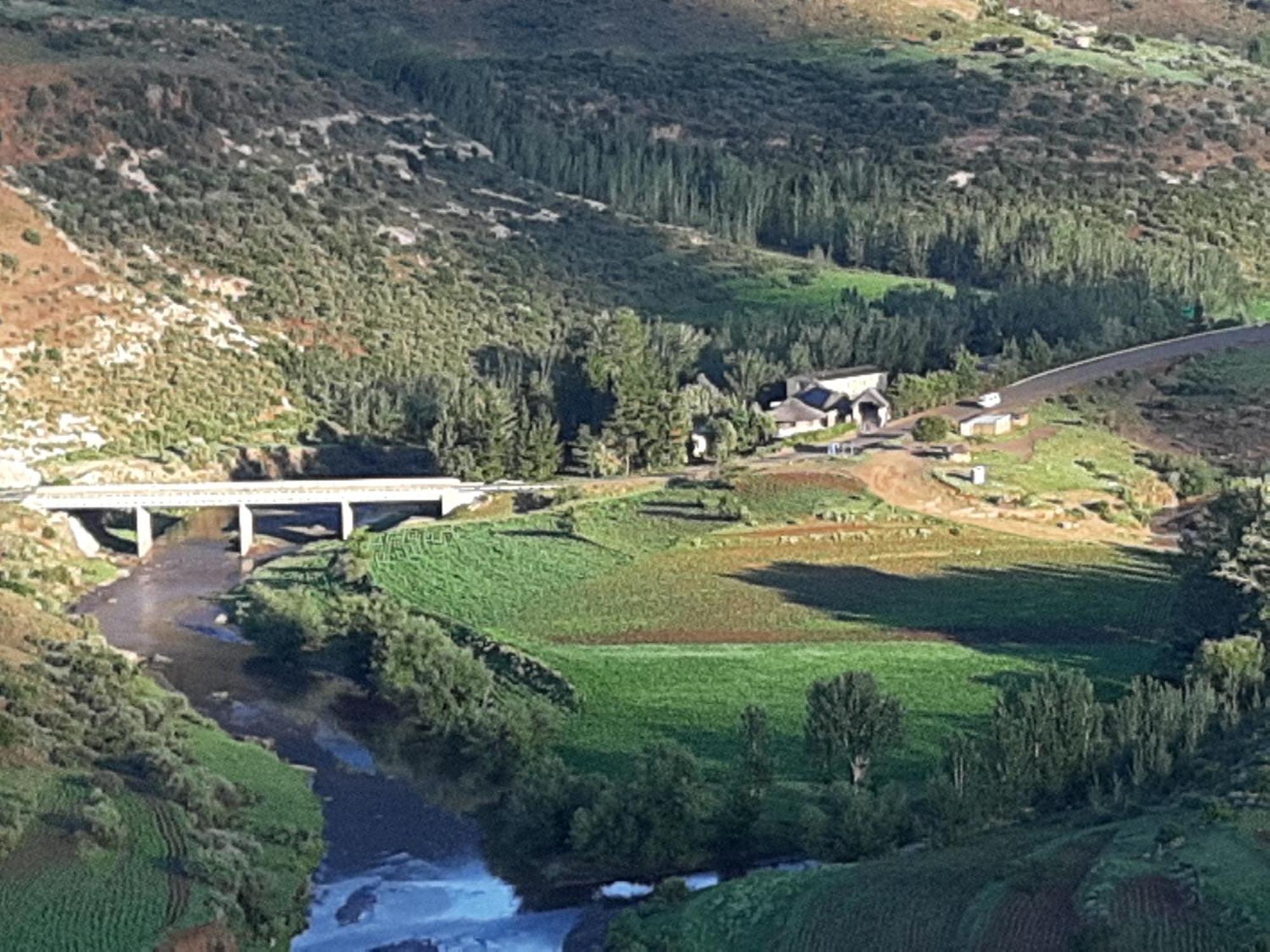 Maluti Stay Lodge Ramabanta ภายนอก รูปภาพ