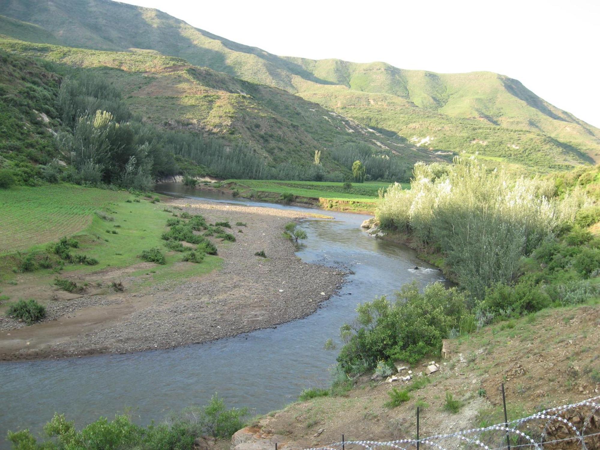 Maluti Stay Lodge Ramabanta ภายนอก รูปภาพ