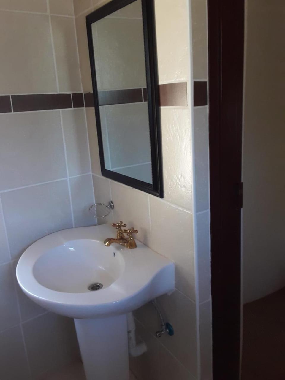 Maluti Stay Lodge Ramabanta ภายนอก รูปภาพ