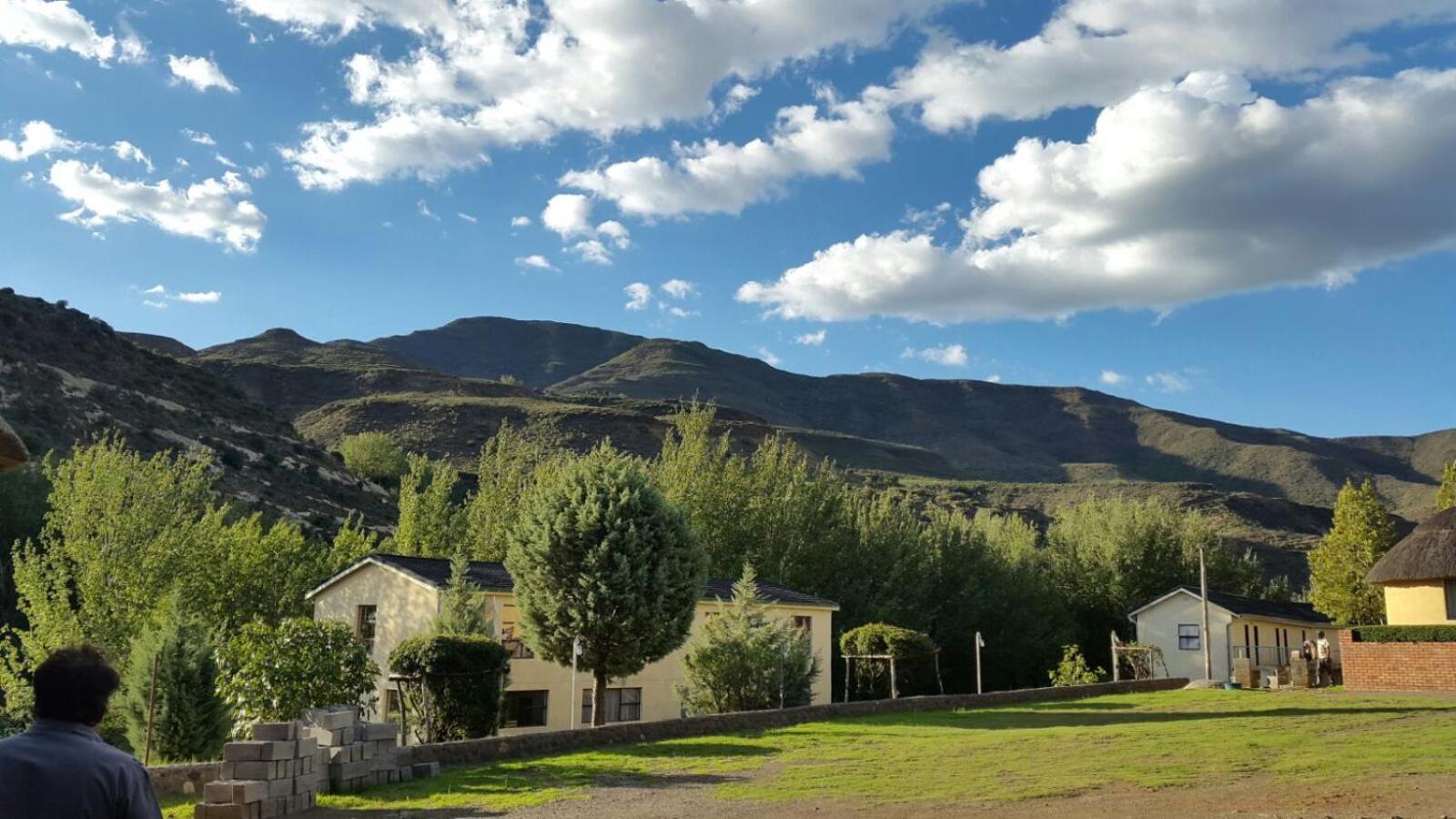 Maluti Stay Lodge Ramabanta ภายนอก รูปภาพ