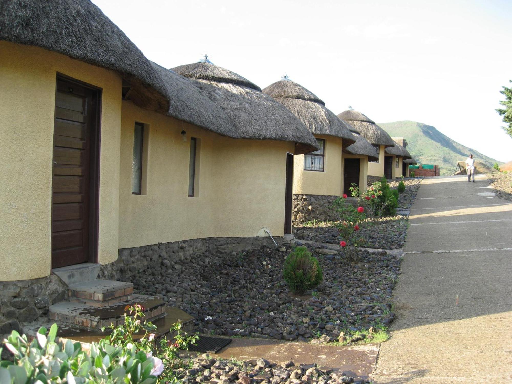 Maluti Stay Lodge Ramabanta ภายนอก รูปภาพ